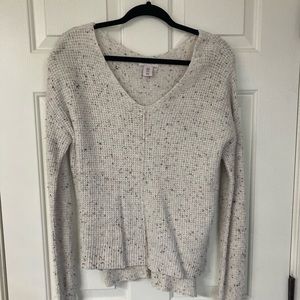 Oversized v-neck sweater